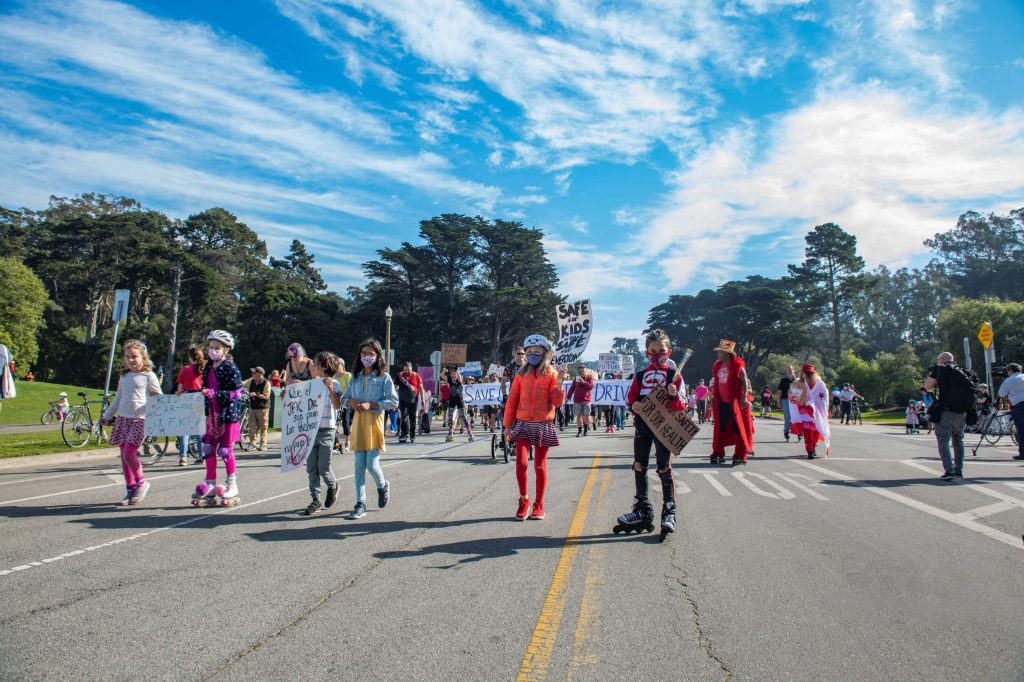 Children kick off the February 12 rally to save car-free JFK. Photo by Jim Watkins.